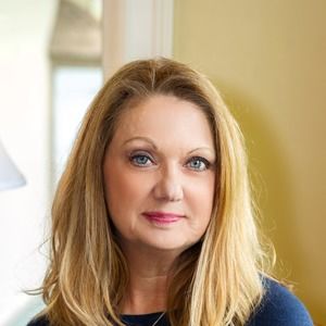 Meet your Posher, Suetharp